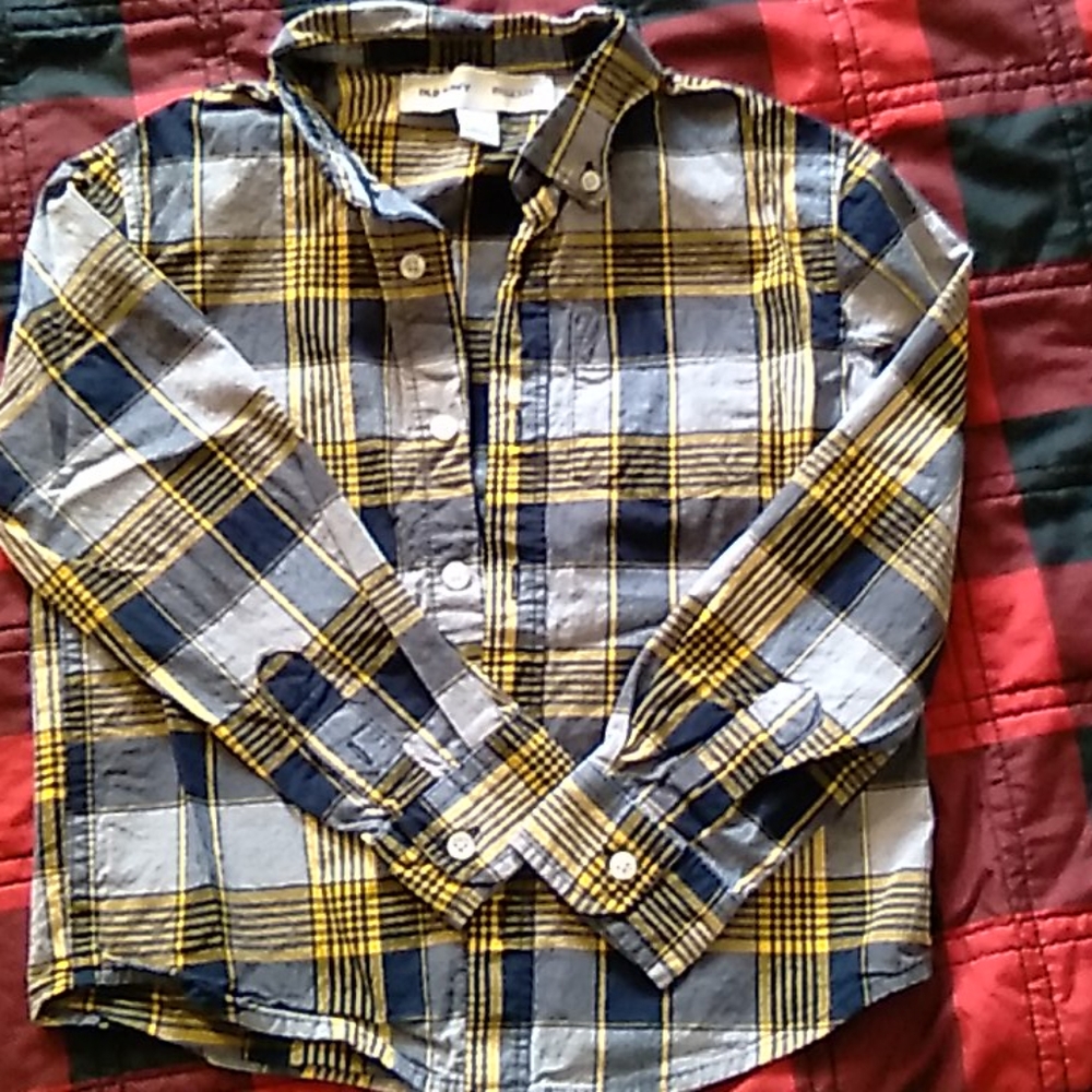 Old Navy shirt